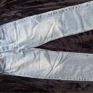 Classic Blue Levi’s Women's Jeans